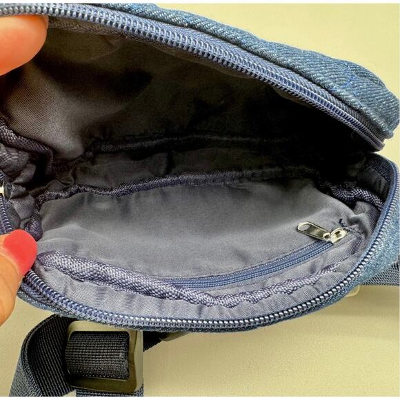 Jenni Belt Bag Womens S/M Denim Blue Quilted Modern Essential Feminine Trendy - Picture 9 of 10